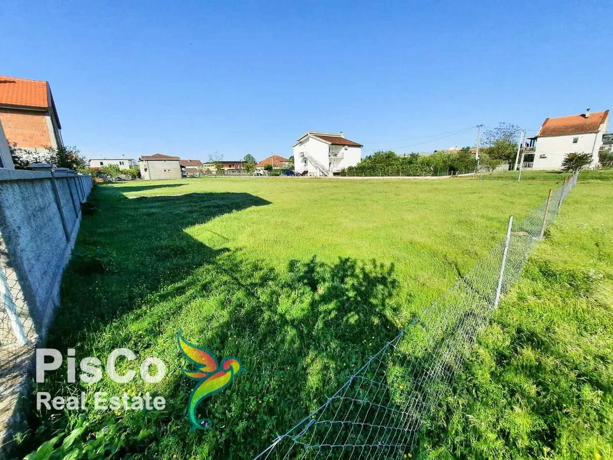 Sale, land lot, 597m², Zlatica, Podgorica