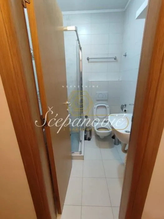 Prodaja, dvosoban stan, 43m², Grbavica, Novi Sad Sve Podlokacije