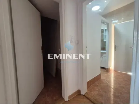 Rent, three bedroom apartment, 110m², Kalenić Pijaca, Vračar Sve Podlokacije - image 9