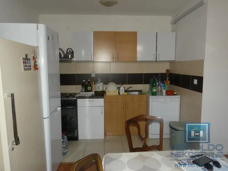 Prodaja, trosoban stan, 62m², Centar, Jagodina