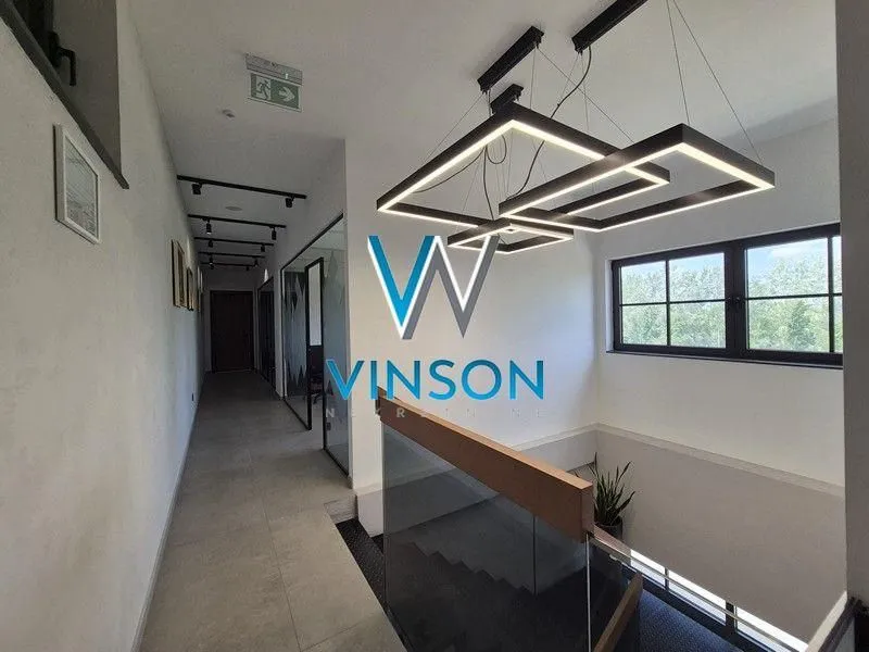 Rent, office space, 230m², Železnička Stanica, Novi Sad Sve Podlokacije