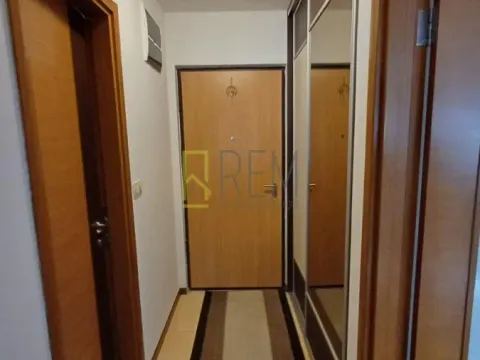 Prodaja, jednosoban stan, 44m², Stari Aerodrom, Podgorica - image 10