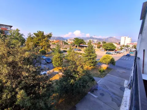 Prodaja, stan, 71m², Gintaš, Podgorica - image 14