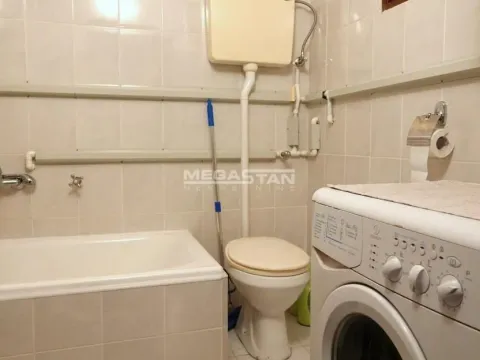 Prodaja, dvosoban stan, 80m², Klinički Centar, Beograd - image 4