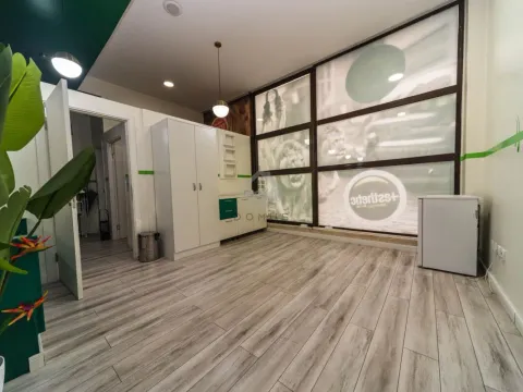 Izdavanje, poslovni prostor, 37m², Preko Morače, Podgorica - image 4