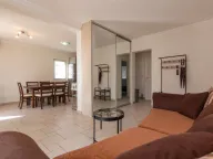 Izdavanje, dvosoban stan, 63m², Baošići, Herceg Novi - image 9