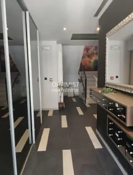 Prodaja, trosoban stan, 83m², Vračar Sve Podlokacije, Beograd - image 17