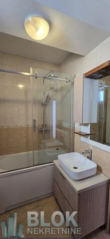 Izdavanje, jednosoban stan, 63m², Zabjelo, Podgorica