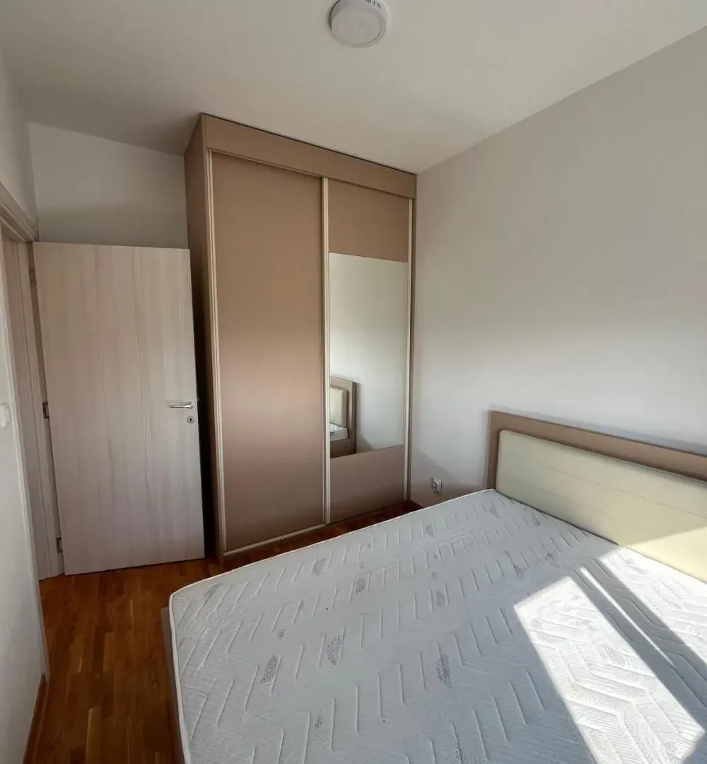Rent, one bedroom apartment, 36m², Zvezdara Sve Podlokacije, Beograd