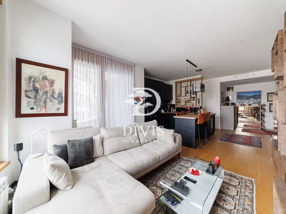 Prodaja, četvorosoban stan, 107m², Savski Venac, Beograd