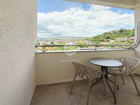 Rent, two bedroom apartment, 90m², Preko Morače, Podgorica - image 10