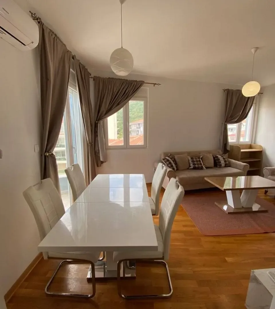 Prodaja, dvosoban stan, 58m², Bečići, Budva