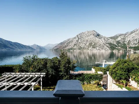 Izdavanje, kuća, 491m², Ljuta, Kotor - image 10