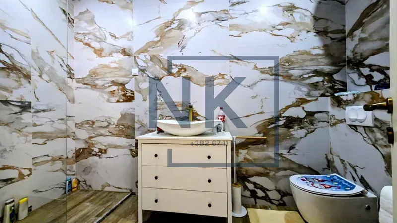 Izdavanje, trosoban stan, 130m², Vranići, Podgorica
