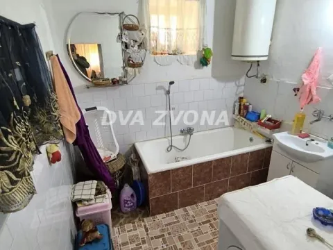 Prodaja, kuća, 113m², Bečej, Novi Sad - image 4