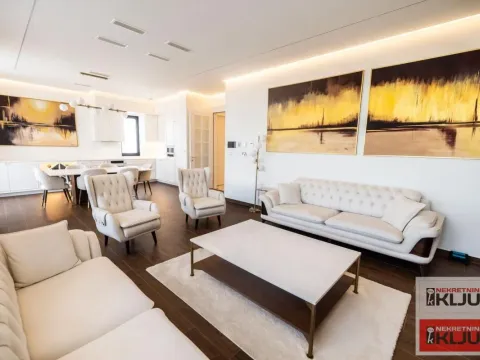 Izdavanje, četvorosoban stan, 135m², Tatarsko brdo, Petrovaradin - image 2