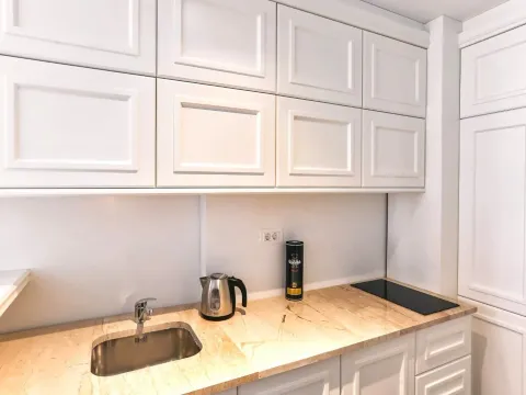 Izdavanje, jednosoban stan, 70m², Rafailovići, Budva - image 11