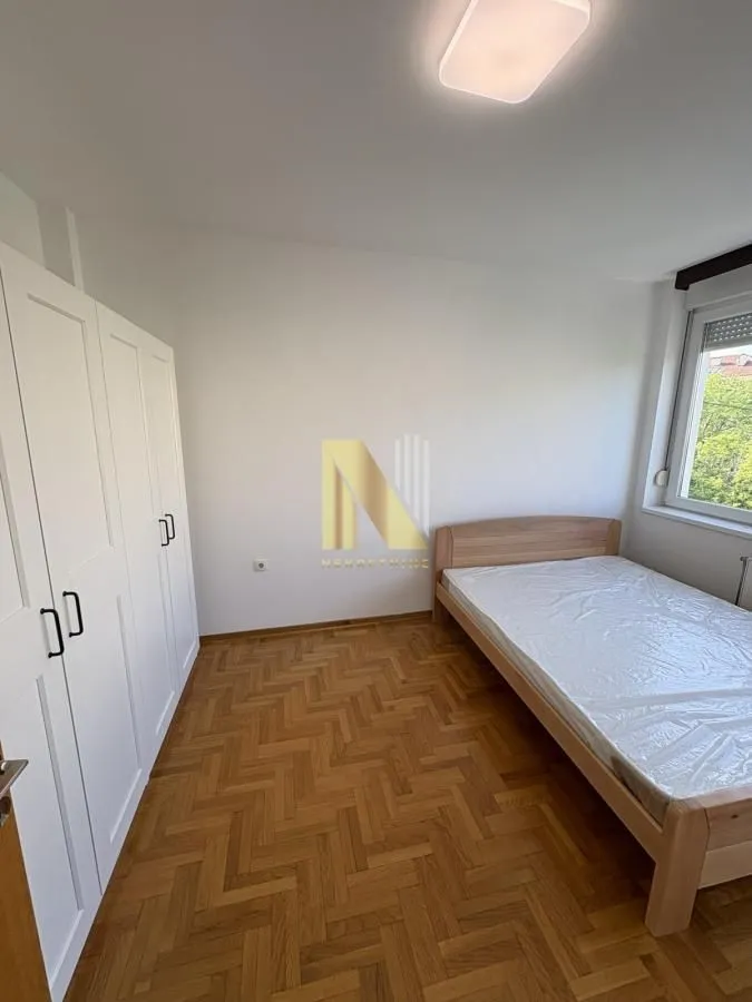 Izdavanje, dvosoban stan, 57m², Socijalno, Novi Sad Sve Podlokacije