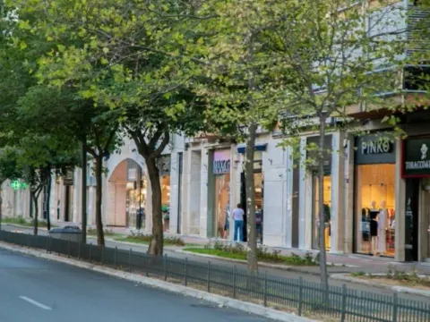 Rent, parking/garage, 12m², Kruševac, Podgorica - image 2