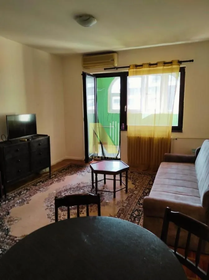Izdavanje, dvosoban stan, 45m², Detelinara, Novi Sad Sve Podlokacije