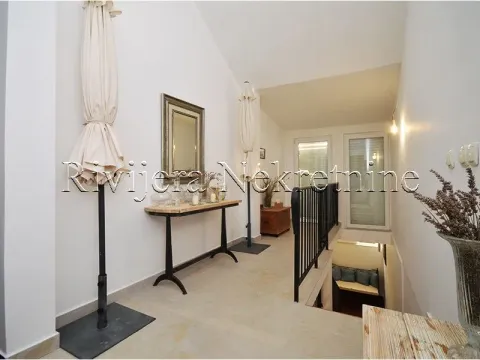 Sale, house, 191m², Budva, Crna Gora - image 8