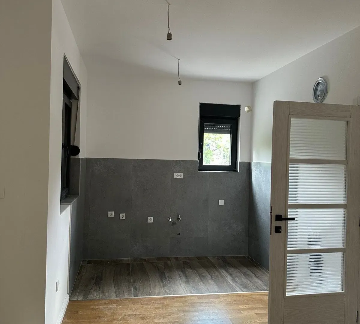 Sale, office space, 52m², Kolašin, Crna Gora