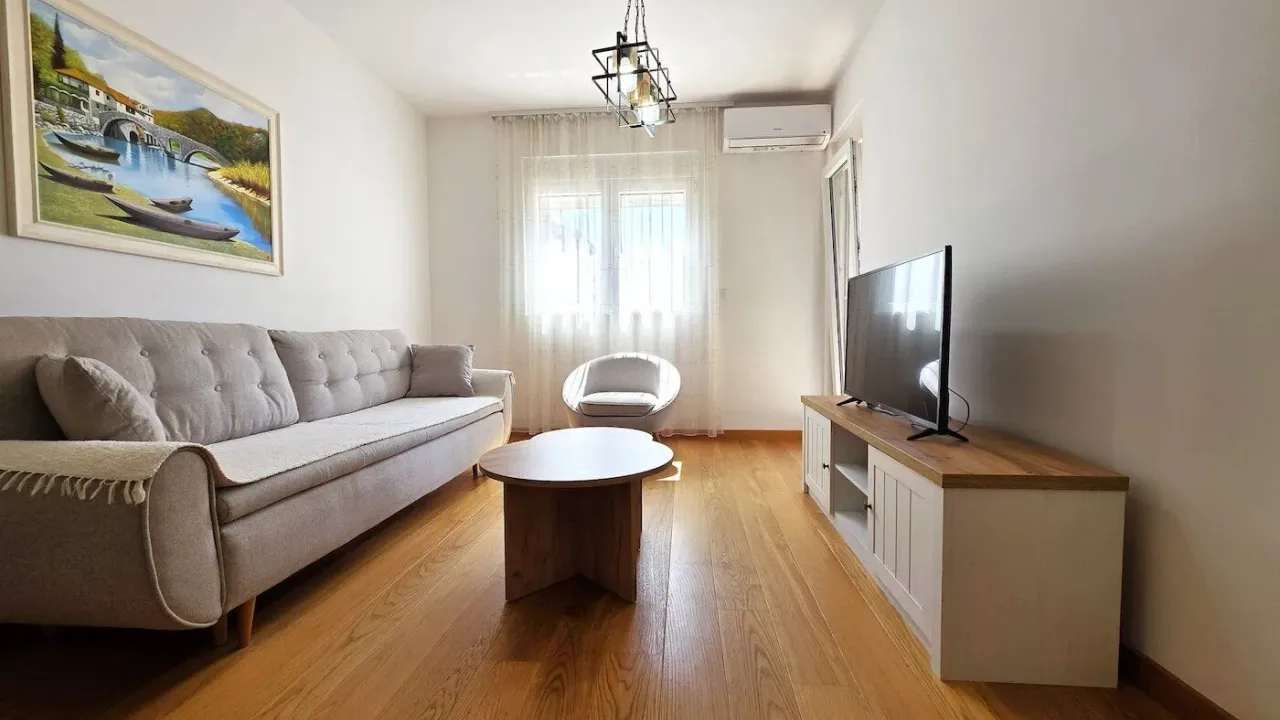 Izdavanje, stan, 48m², New City, Podgorica