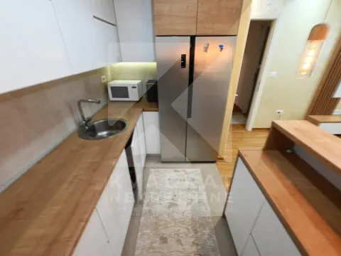 Izdavanje, dvosoban stan, 64m², City Kej, Podgorica - image 4