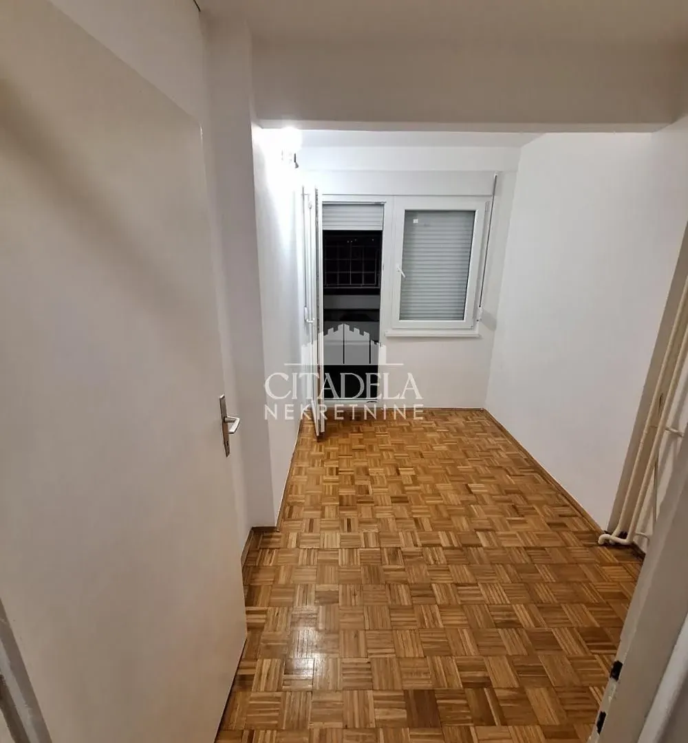 Izdavanje, dvosoban stan, 48m², Čukarica, Beograd