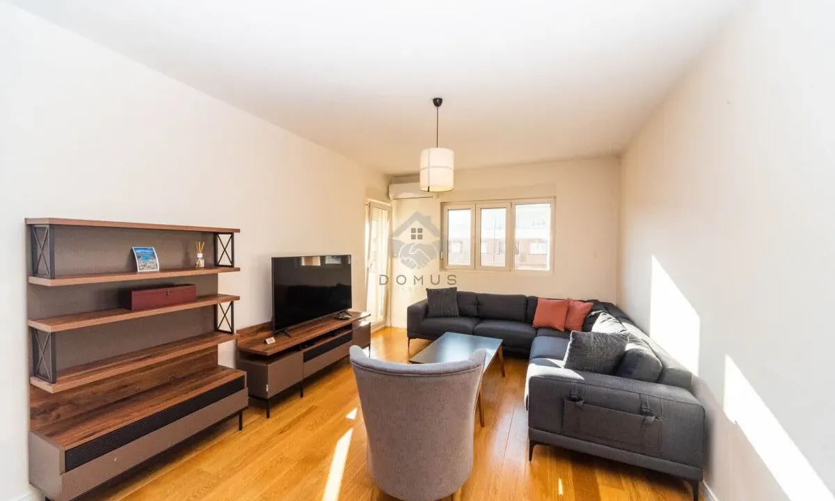 Prodaja, jednosoban stan, 49m², Central Point, Podgorica