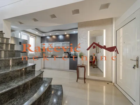 Prodaja, četvorosoban stan, 112m², Lion, Zvezdara Sve Podlokacije - image 7