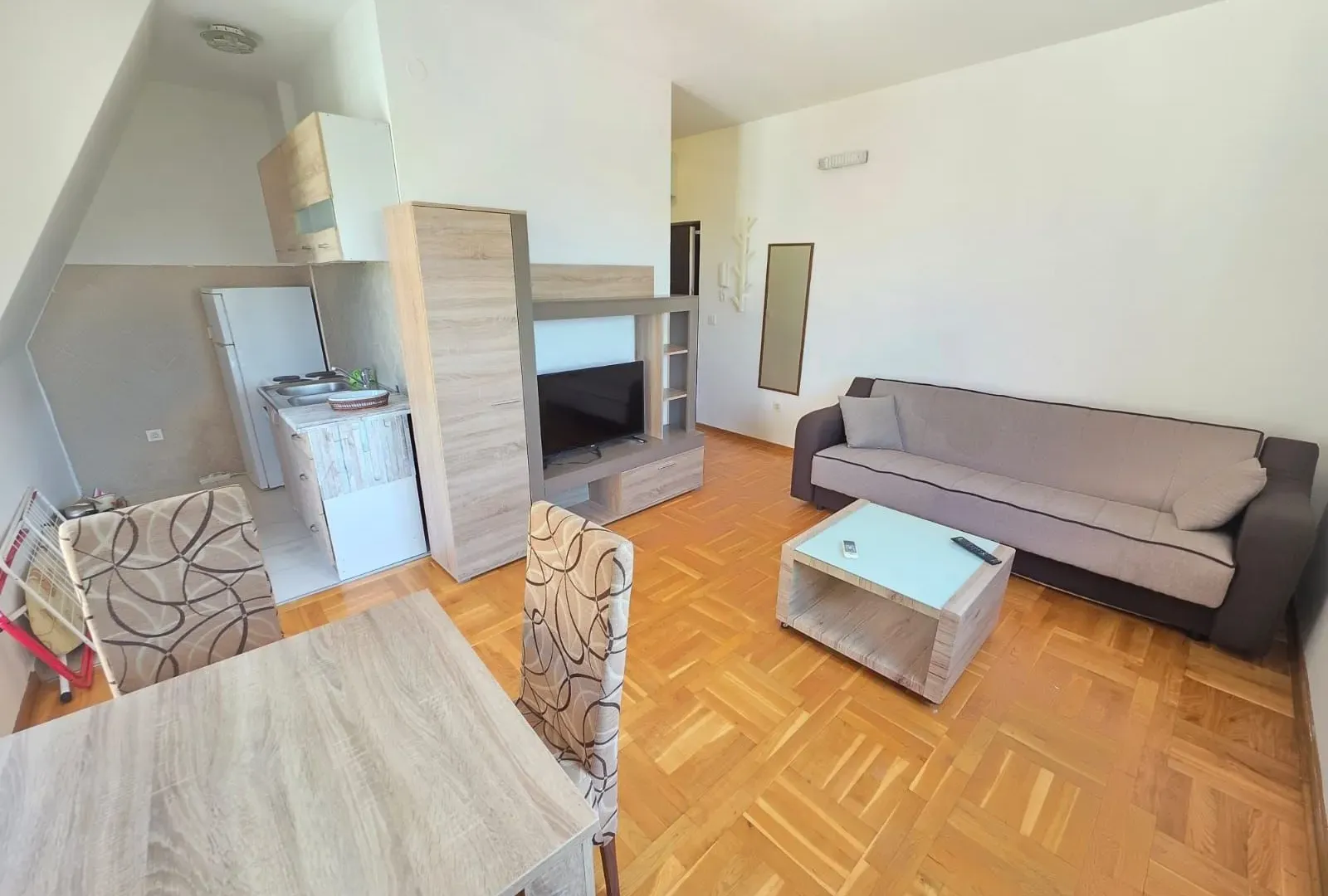 Rent, studio apartment, 27m², Zabjelo, Podgorica