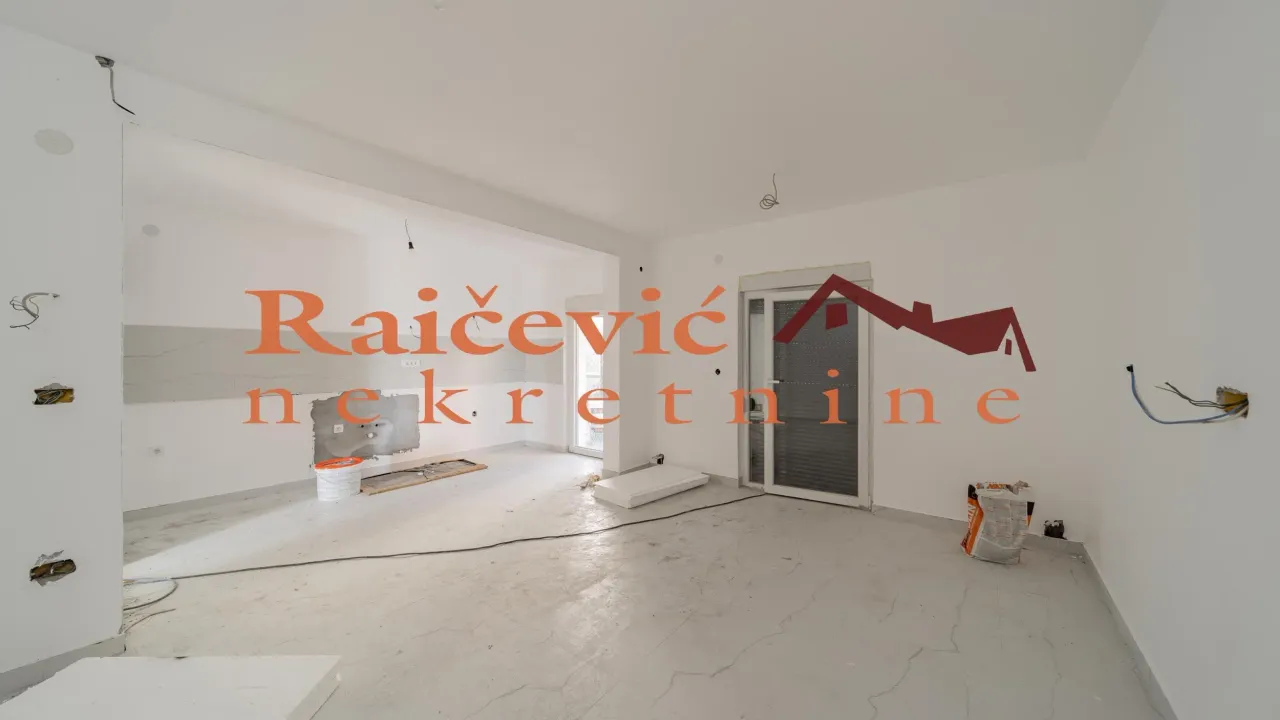 Prodaja, trosoban stan, 82m², Grocka, Beograd