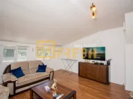 Izdavanje, dvosoban stan, 79m², Centar, Podgorica - image 4