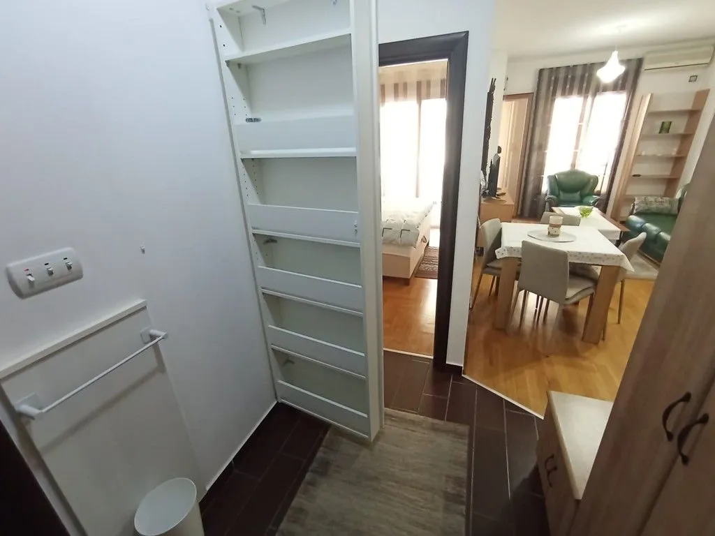 Rent, one bedroom apartment, 45m², Preko Morače, Podgorica