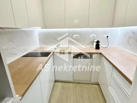 Sale, three bedroom apartment, 75m², Vračar Hram, Vračar Sve Podlokacije - image 8