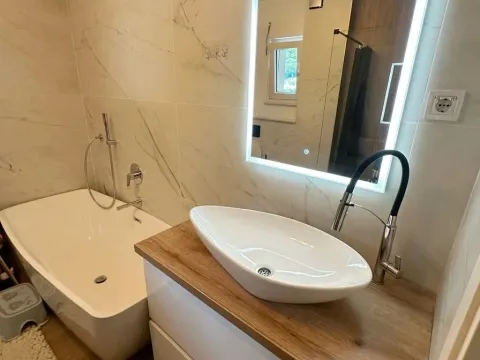 Prodaja, trosoban stan, 107m², Budva, Crna Gora - image 20