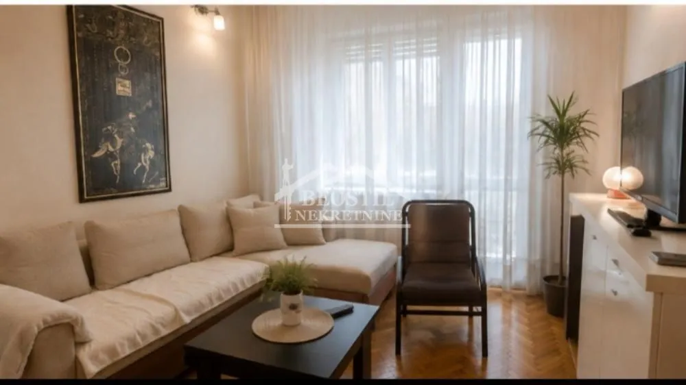 Sale, two bedroom apartment, 57m², Savski Venac, Beograd
