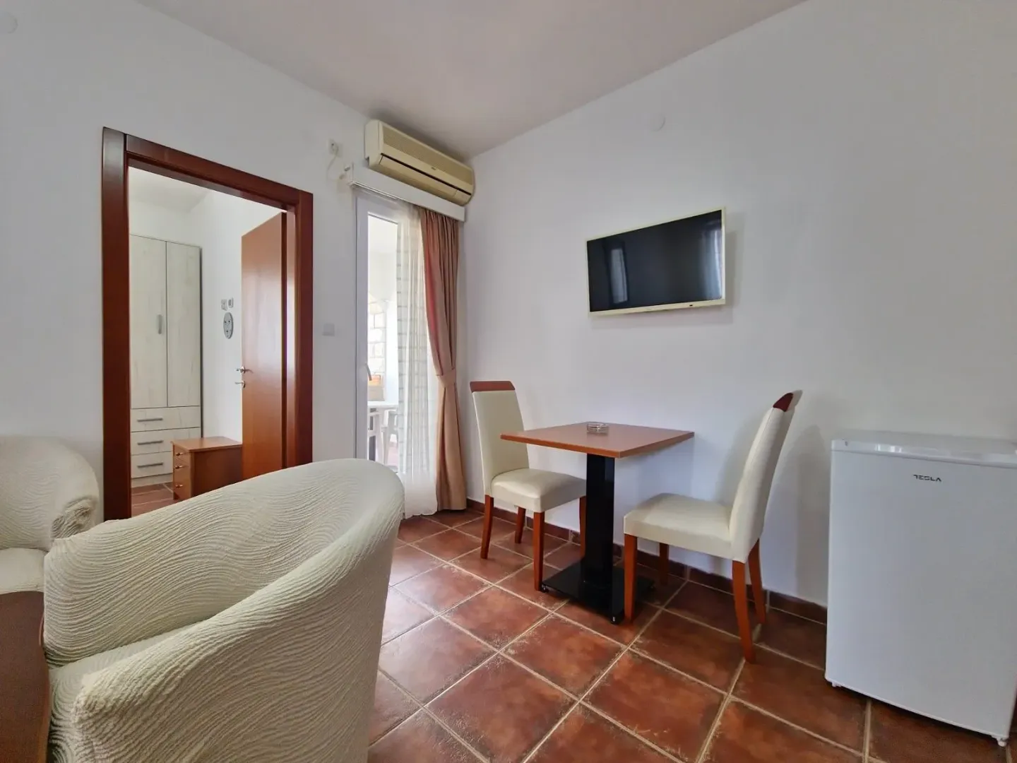 Rent, one bedroom apartment, 37m², Budva, Crna Gora