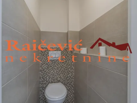 Rent, office space, 195m², Savski Venac, Beograd - image 12