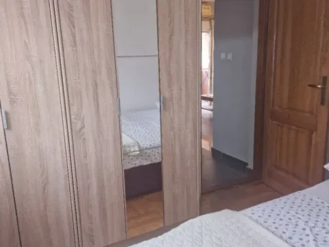 Rent, two bedroom apartment, 52m², Kalimanj, Tivat - image 4