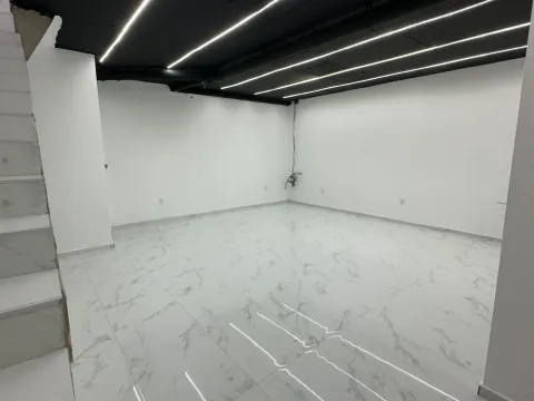 Rent, office space, 115m², Stari Aerodrom, Podgorica - image 6