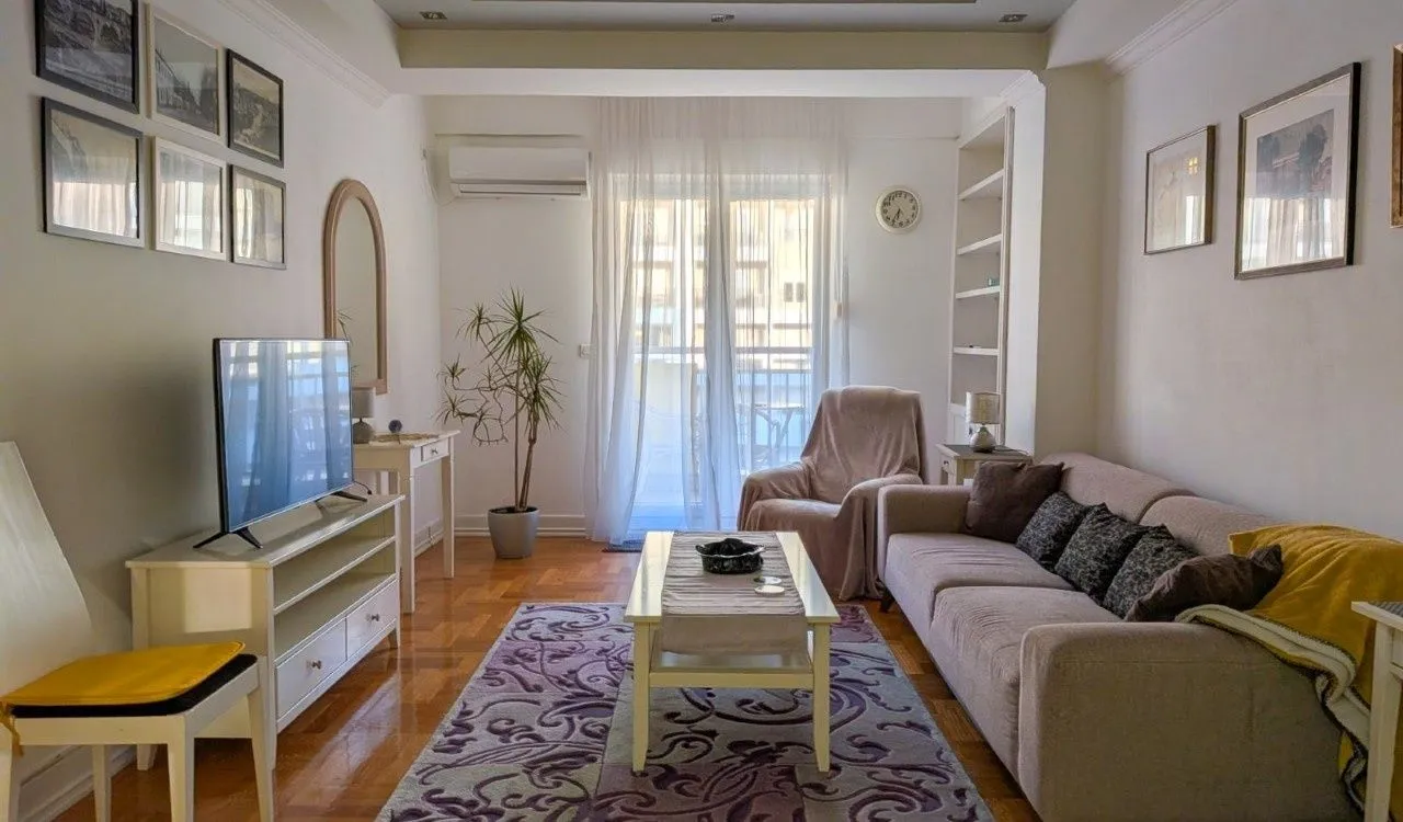 Izdavanje, trosoban stan, 93m², City Kvart, Podgorica