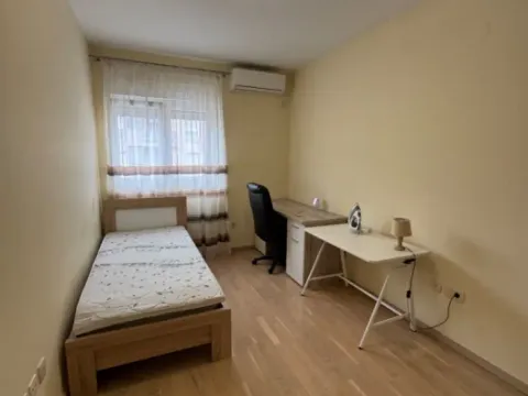 Izdavanje, dvosoban stan, 72m², City Kvart, Podgorica - image 10