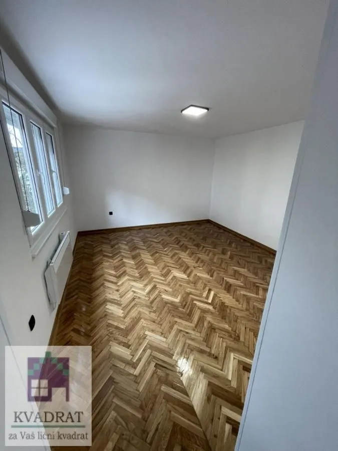 Prodaja, dvosoban stan, 49m², Adamovićevo Naselje, Novi Sad Sve Podlokacije