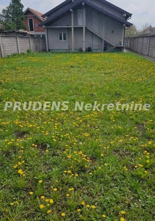 Prodaja, kuća, 218m², Surčin, Beograd