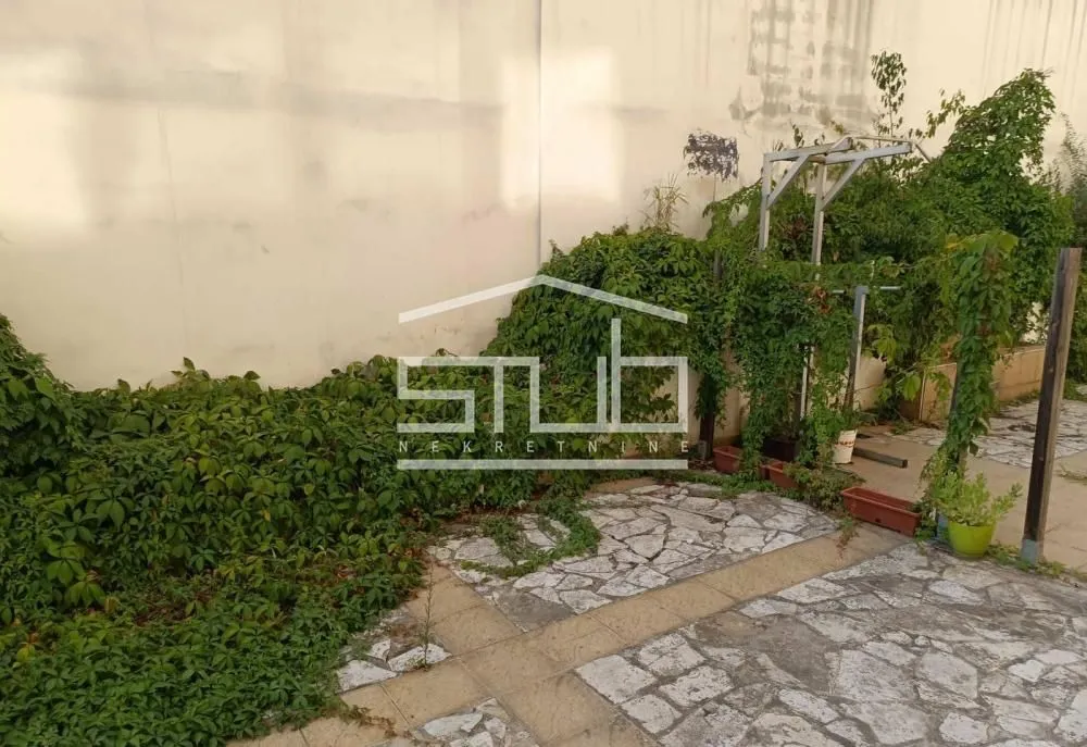Rent, two bedroom apartment, 38m², Bulbulder, Zvezdara Sve Podlokacije