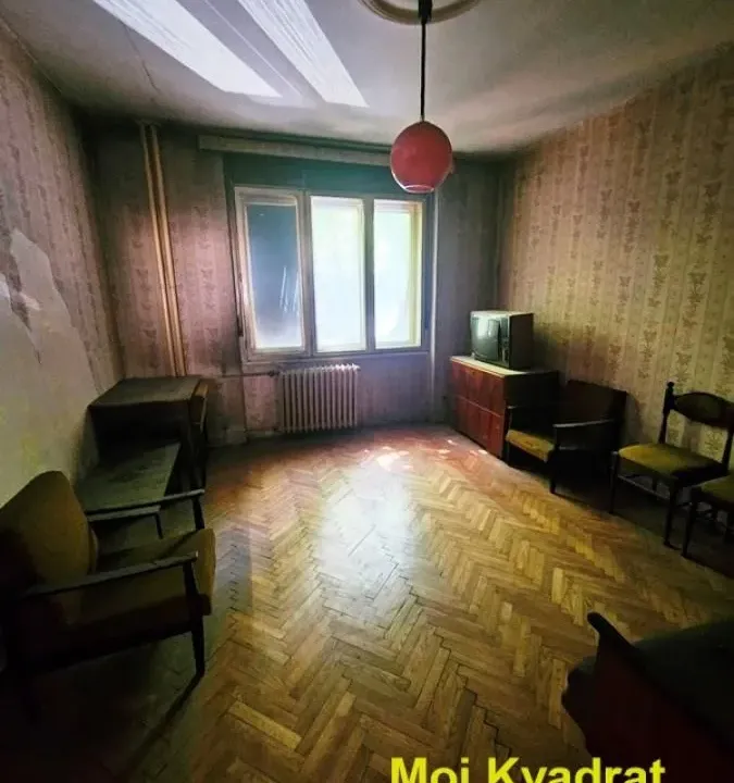 Prodaja, dvosoban stan, 56m², Cvetni Trg, Vračar Sve Podlokacije