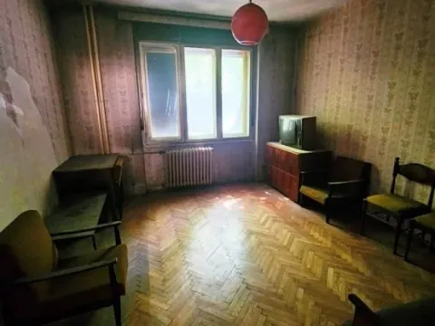 Sale, two bedroom apartment, 56m², Cvetni Trg, Vračar Sve Podlokacije - image 1
