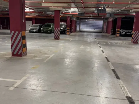 Izdavanje, dvosoban stan, 65m², Stari Aerodrom, Podgorica - image 7